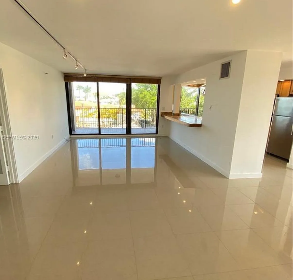 2 bed, 1440 sqft, $6,100 — Photo 4