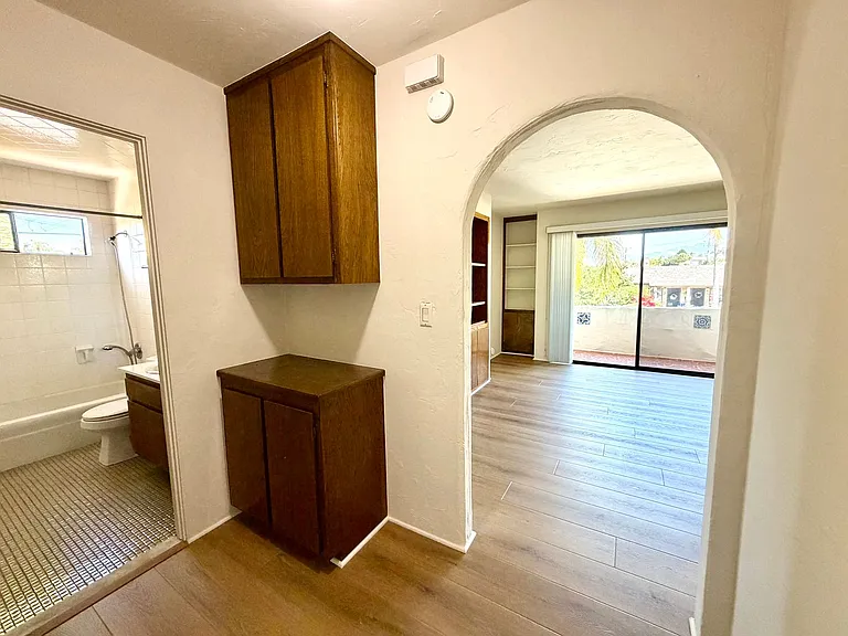 25 W Pedregosa St — Photo 12