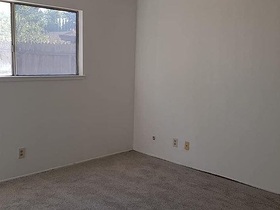 3rd image of 6012 Leafwood Dr #6012