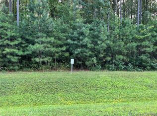 27 Hartfield Grn, Hartfield, VA 23071