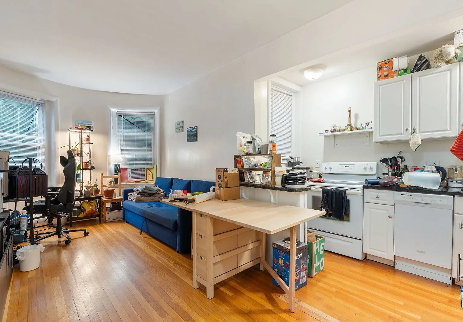 1 bed, 441 sqft, $2,275 — Photo 2