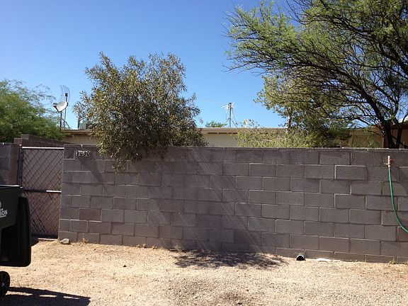 4th image of 8830 E Arbor St