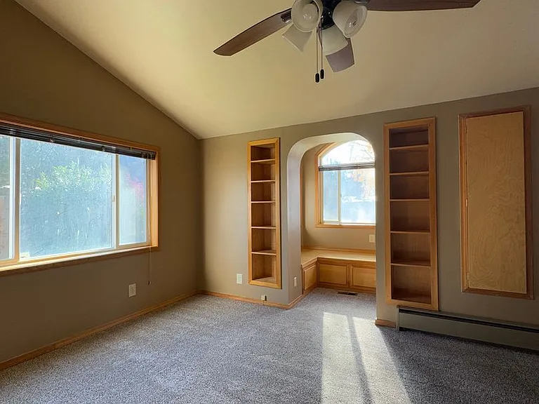 1001 N Brooklane St — Photo 15