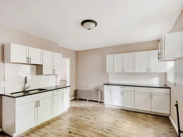 707 Preble St, Saint Paul, MN 55130