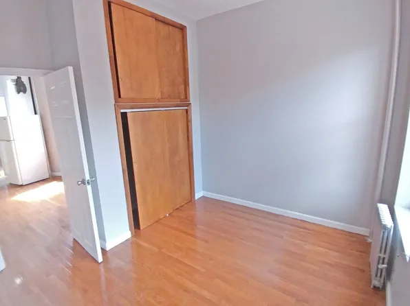 44 Henry Street image 6 of 7