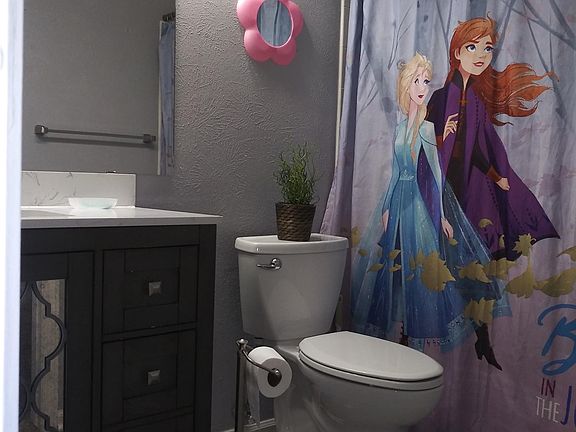 Full bathroom on third floor