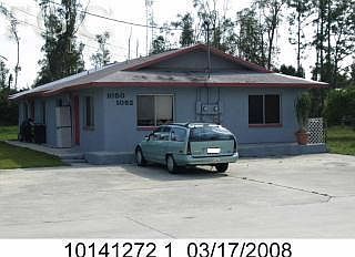 2nd image of 1050 Laurel Dr