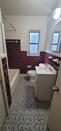 2nd image of 3743 Peachtree St #3743
