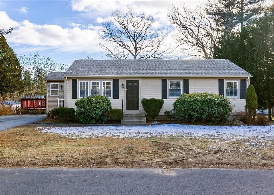 1st image of 12 Friar Tuck Ln