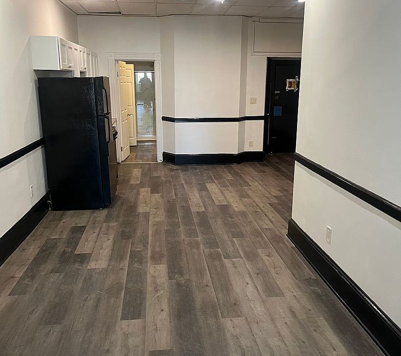 2nd image of 1303 N Charles St APT 1