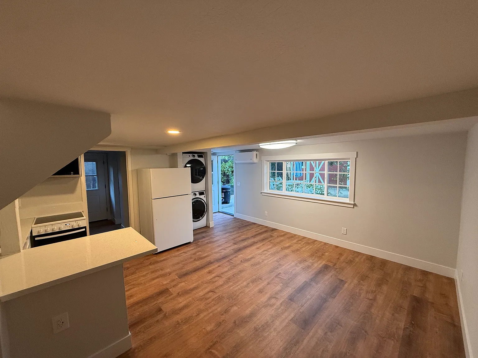 2 bed, $2,675 — Photo 3