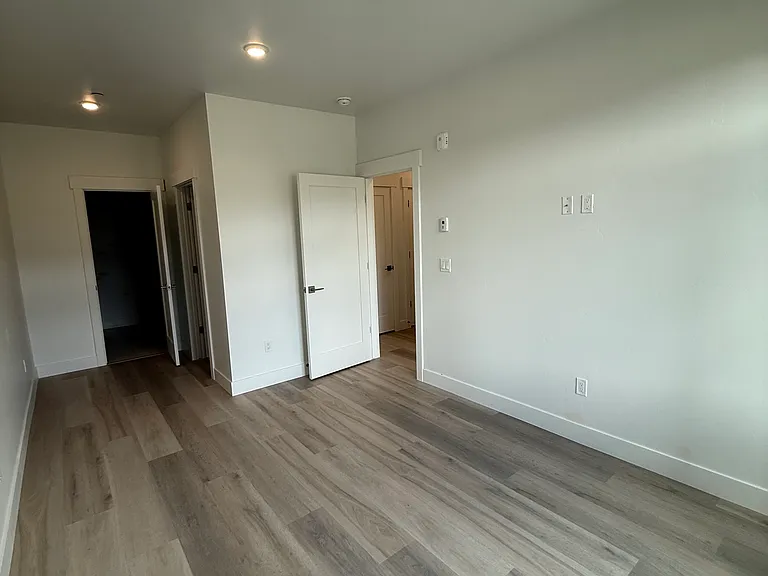 800 Blue River Pkwy — Photo 9