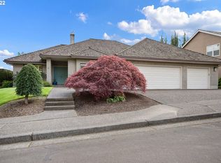 13780 SW Hiteon Dr, Beaverton, OR 97008