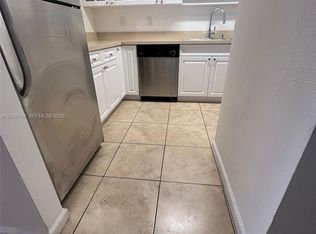 10090 NW 80th Ct APT 1347, Hialeah Gardens, FL 33016