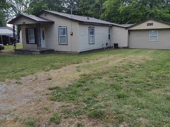 815 Bethel St, Paducah, KY 42003