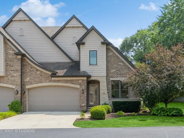 13 Westmoreland Ln, Naperville, IL 60540
