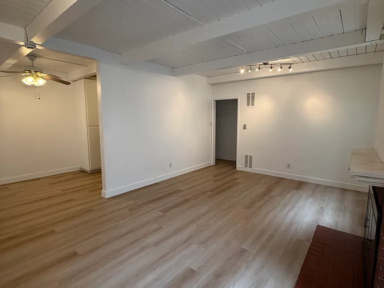 11571 Ohio Ave #3 — Photo 10
