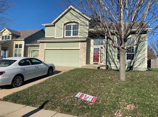 561 S Juniper St, Gardner, KS 66030