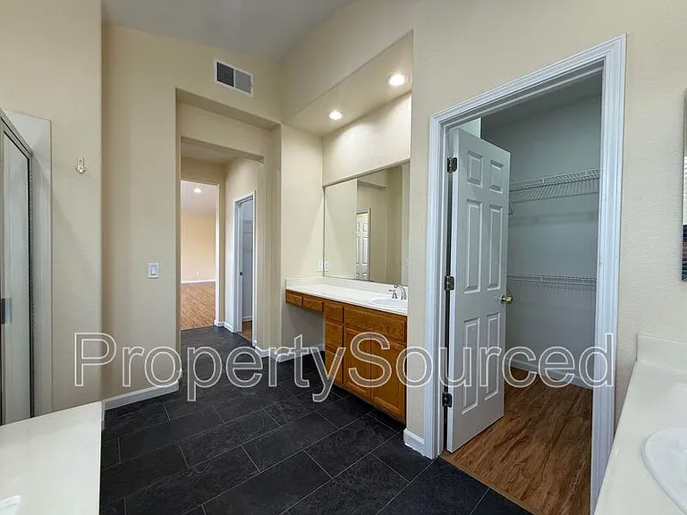 1830 Persimmon Way — Photo 25