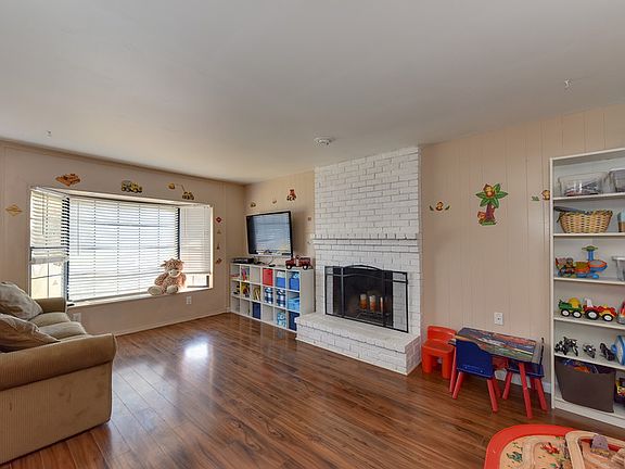 3rd image of 9009 Brydon Way
