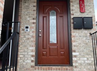 921 Anna St, Elizabeth, NJ 07201