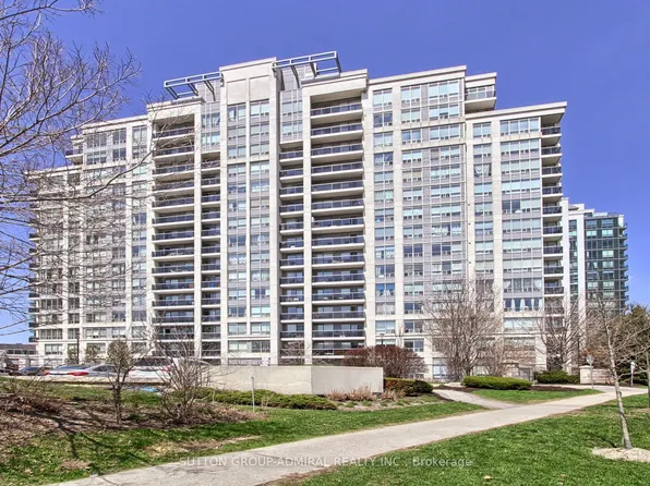 50 Disera Dr Unit 905, Vaughan, ON L4J 9E9