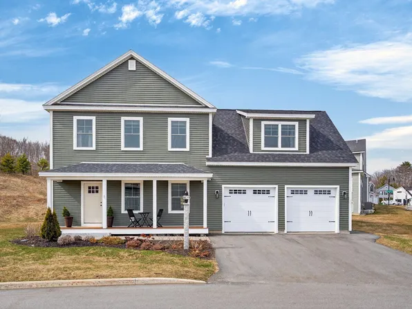 1 Waxwing Lane #45, Falmouth, ME 04105