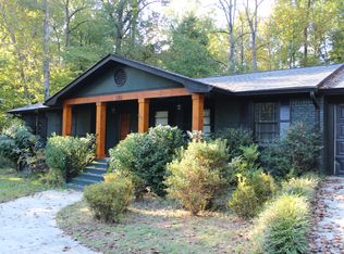 1252 Frontier Dr, Sugar Hill, GA 30518