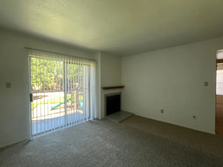 Cypresswood Apartments — Photo 40