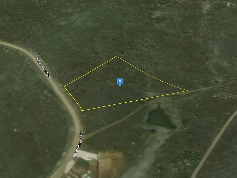 2nd image of 1209 W Cottonwood Cir