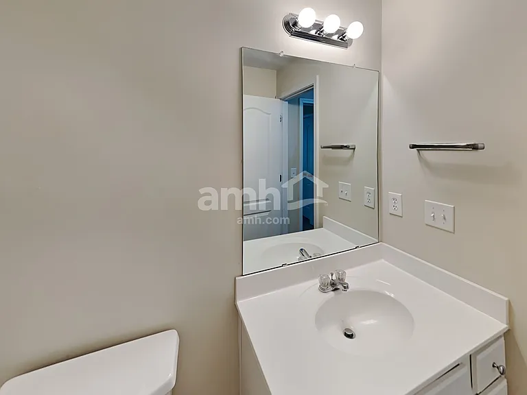 302 Harmony Lake Dr — Photo 17