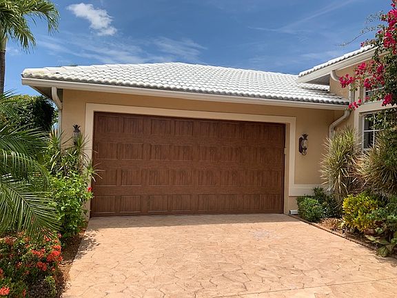 3rd image of 12764 Yacht Club Cir