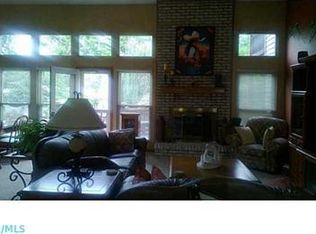 5708 Preston Woods Rd, Columbus, OH 43235