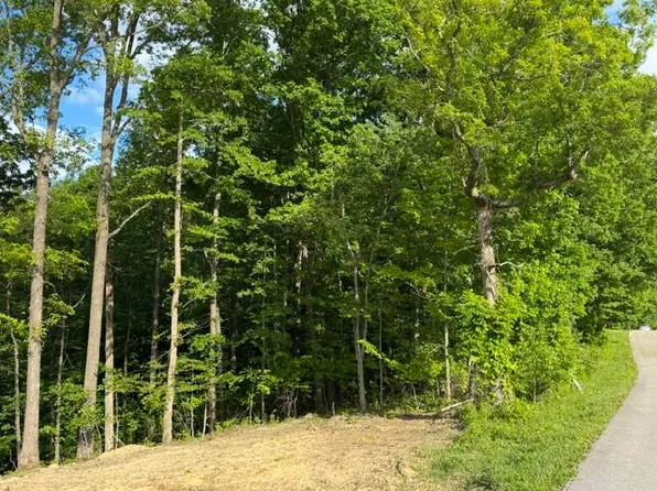 231 Oakwood Dr, London, KY 40744