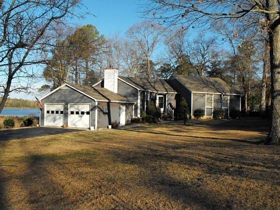 1st image of 7026 Wellford Ln