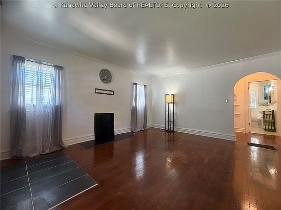 3rd image of 3239 Old Logan Rd