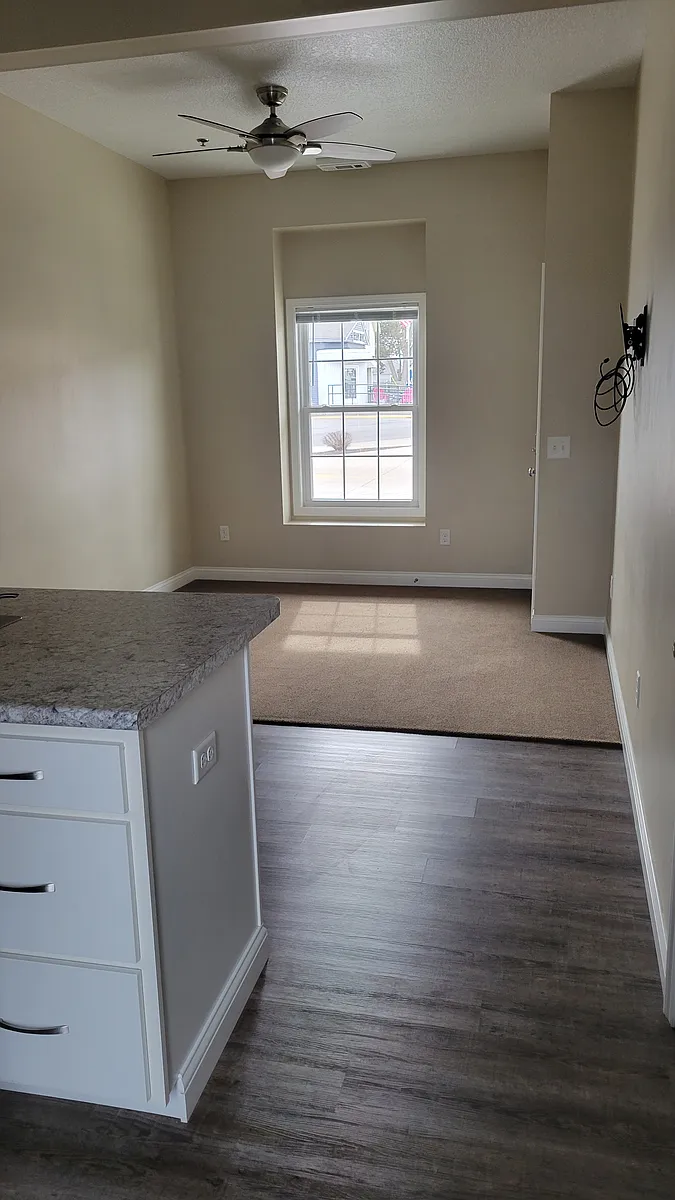 Building Photo - 2907 Parnell Ave #102