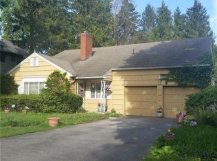 316 Winton Rd S, Rochester, NY 14610