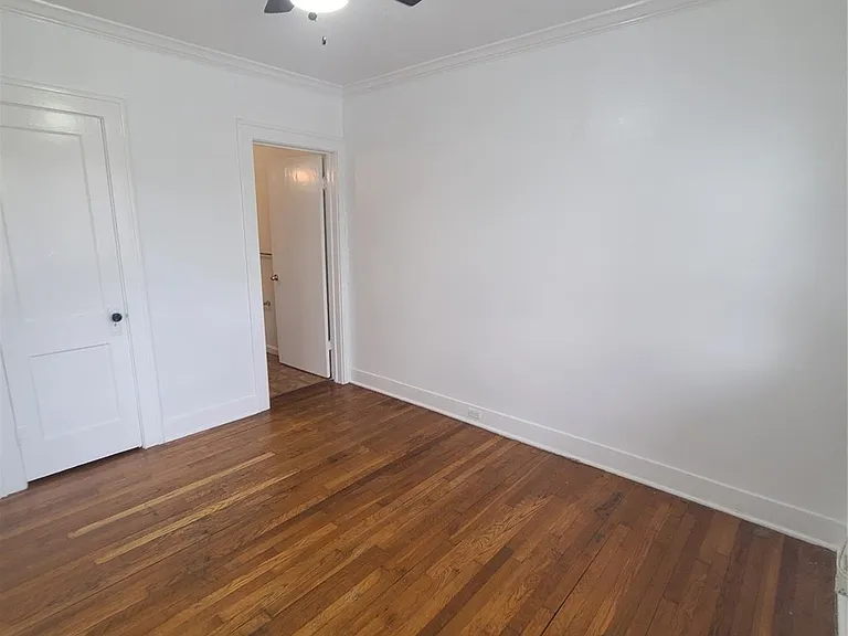 4414 Woodside St #8 — Photo 11