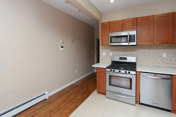 Rented by Brooklyn Rentals NYC | media 40