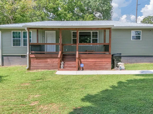 14 Yucca Dr, Rossville, GA 30741