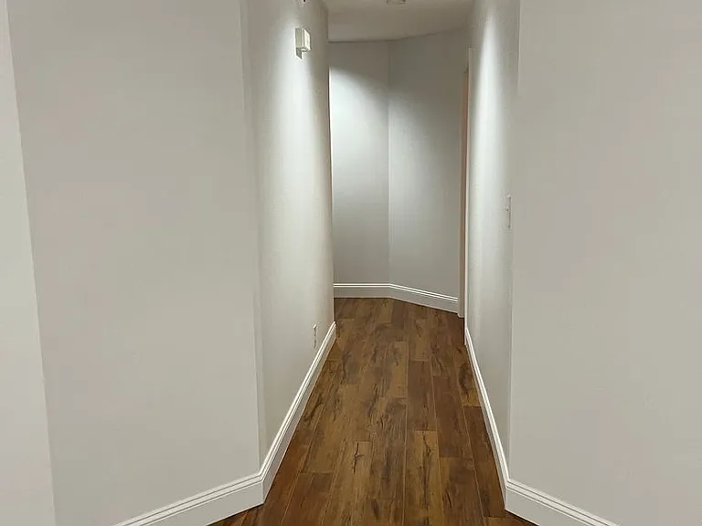 4213 S Mentor Ave — Photo 8