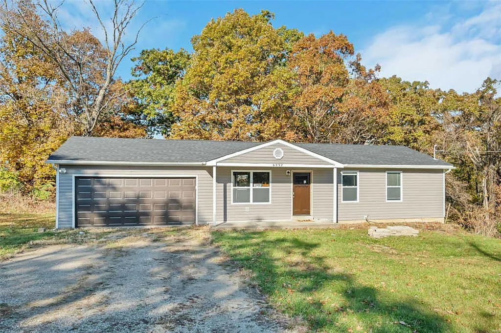 6037 Jennifer Ln photo 1