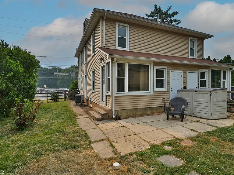 260 Nazareth Pike — Photo 57