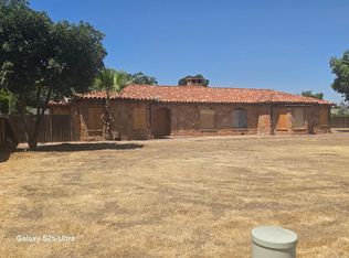 4933 E Tulare Ave, Fresno, CA 93727