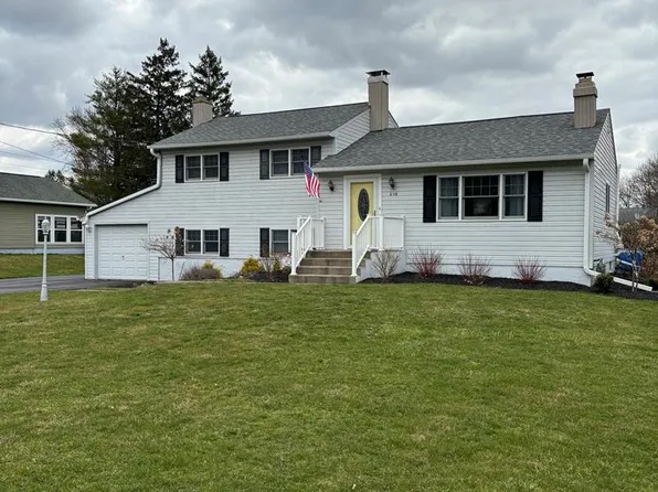 216 Sunnyfield Dr, Horseheads, NY 14845