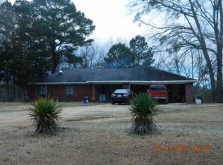 1147 Pat Luckett Rd, Canton, MS 39046