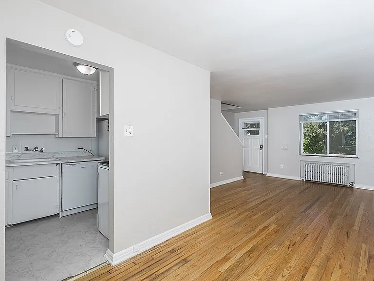 Cherry Street Townhomes — Photo 39