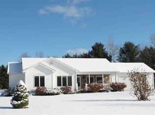 7963 Red Pine Trl, Alanson, MI 49706