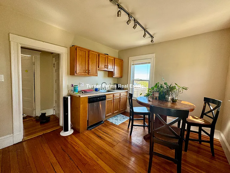 101 Heath St #33 — Photo 18
